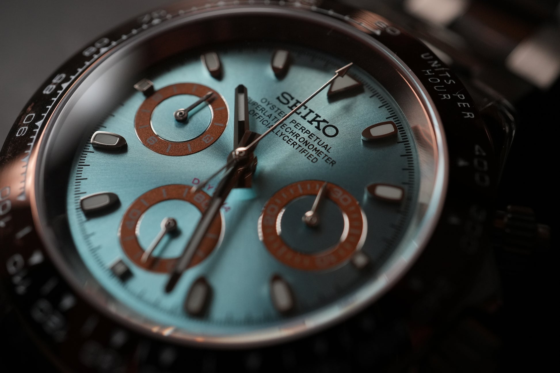 DT Chronograph